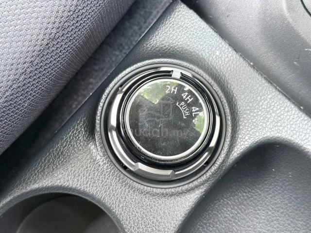2021 Mitsubishi TRITON 2.4 VGT (A) ONE OWNER - 4