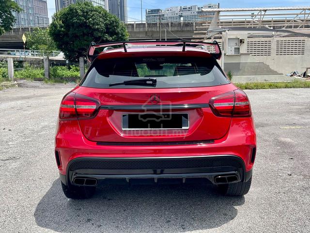 2017 Mercedes GLA250 2.0 4MATIC AMG FACELIFT R/CAM - 4