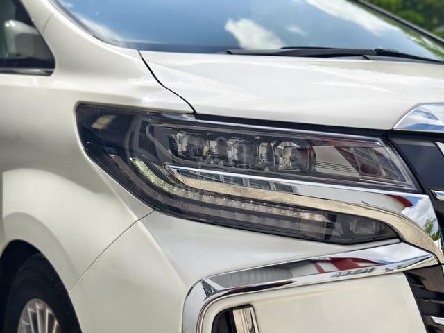 2023 Toyota ALPHARD 2.5 SC SROF 2PD 7STR 22K KM - 4