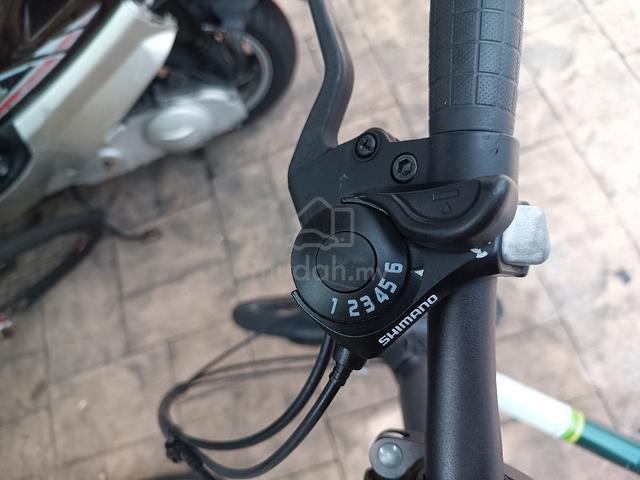DAHON GLO Folding Bicycle – Stuck in 6th Gear - photo 3 of 4