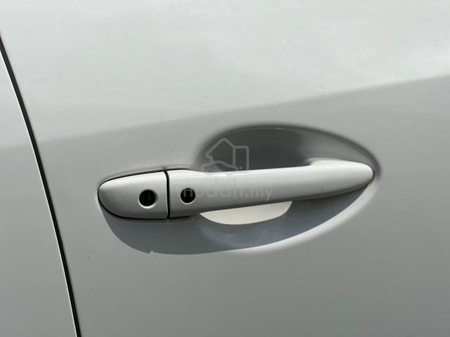 2015 Mazda 3 2.0 SPORT HATCHBACK FACELIFT KEYLESS - 5