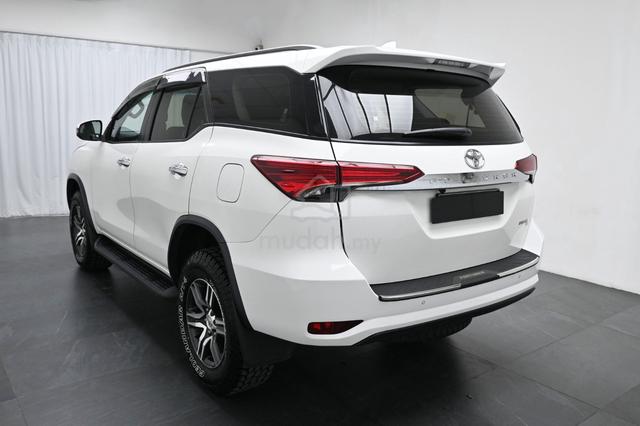 2022 Toyota FORTUNER 2.4L (A) 1-OWNER FSR U/WRTY27 - 4