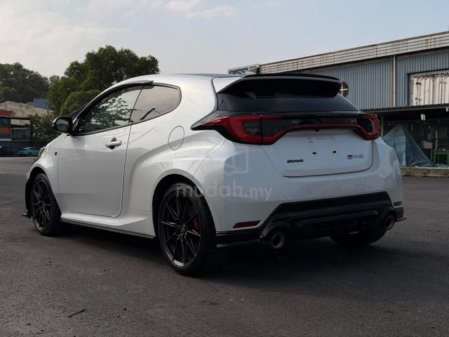 (GRADE 5A) Toyota GR YARIS RZ HIGH PERFRMANCE 2024 - 4