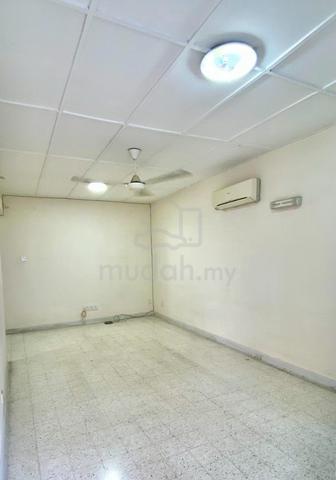 SS18 Subang Jaya Single Storey Terrace House Freehold 1870sf For Sale 1