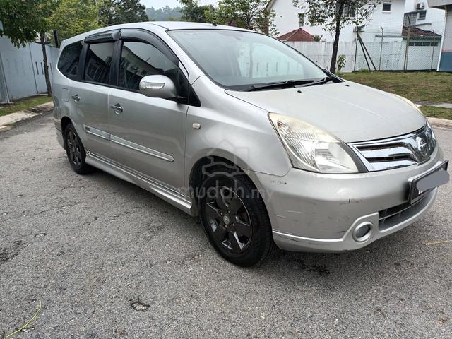Direct Owner Nissan GRAND LIVINA Auto 2012 - 1
