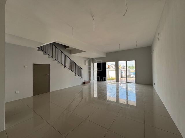 Best Buy 2 storey house Ruby Park home 20x65 diamond garden DENGKIL 1