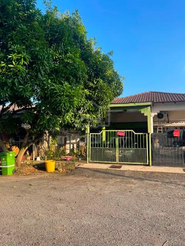 RUMAH MENGADAP PADANG SG KARANG 1