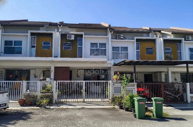 2 Storey Terrace House Camellia Residence, Bandar Tasik Kesuma 1