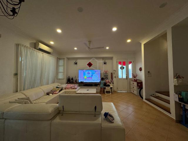 Bay Garden Furnished Semi Detached for Sale 1