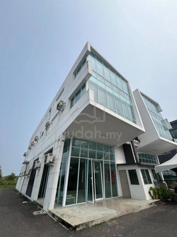 RJ BUSINESS HUB 3 STOREY SEMI D WAREHOUSE SHOWROOM At KOTA SAMARAHAN 1