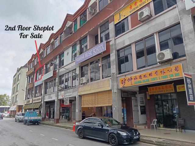 2nd Floor Shoplot Near Emart King Center Kuching For Sale 1