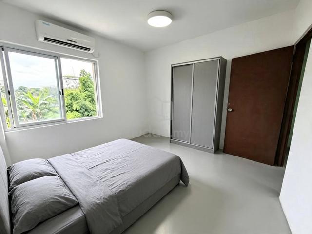 Mount Austin Fully Renovated & Extended & Fully Furnished For Rent 1