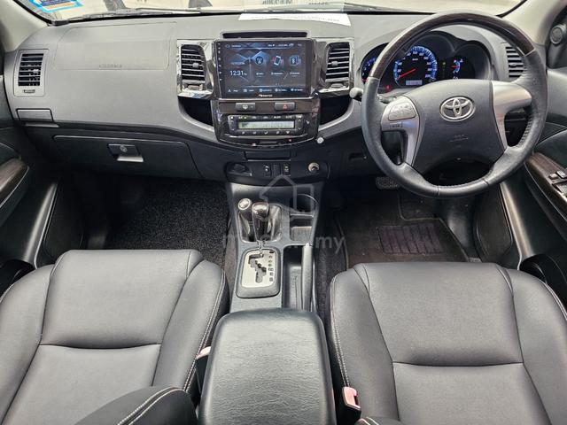 Toyota FORTUNER 2.7 V ENHANCED FACELIFT F/SERVICE - 5