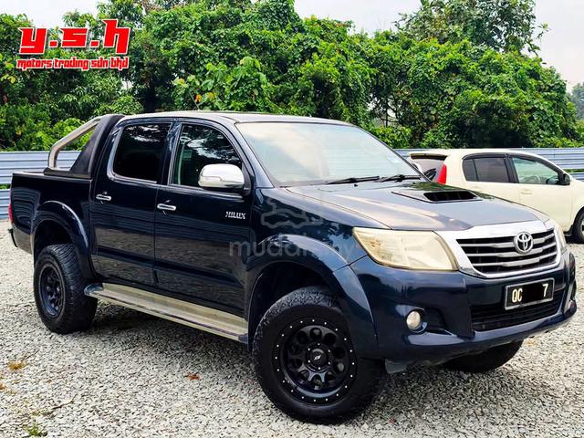 2014 Toyota HILUX 2.5 DOUBLE CAB 4X4 (A) - 4