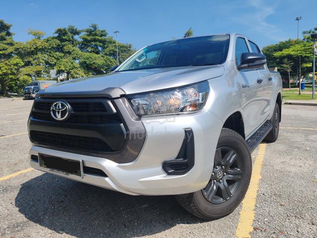 Toyota HILUX 2.4 (A) FACELIFT 35K KM F/SERVICE REC - 1
