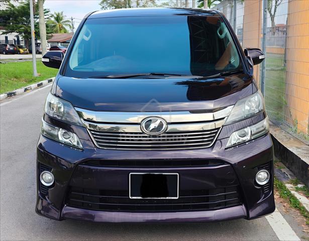 2013 Toyota VELLFIRE 2.4 Z (A) Boleh Loan - 2