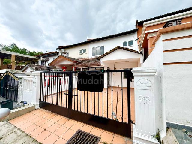 REFURBISHED! Double Storey, Taman Impian Indah Sungai Buloh 1