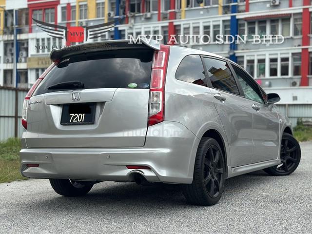 2011 Honda STREAM 1.8 (A) FULL LOAN / LOAN KEDAI - 2