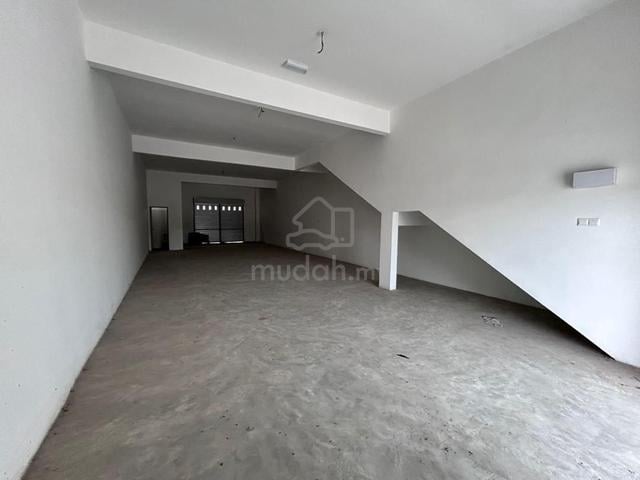Bandar Layangkasa Masai Jalan Wau Merak double storey shop for sale 1
