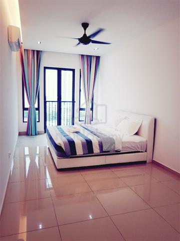 Furnished Master room, carpark, aircond, attached bathroom 1