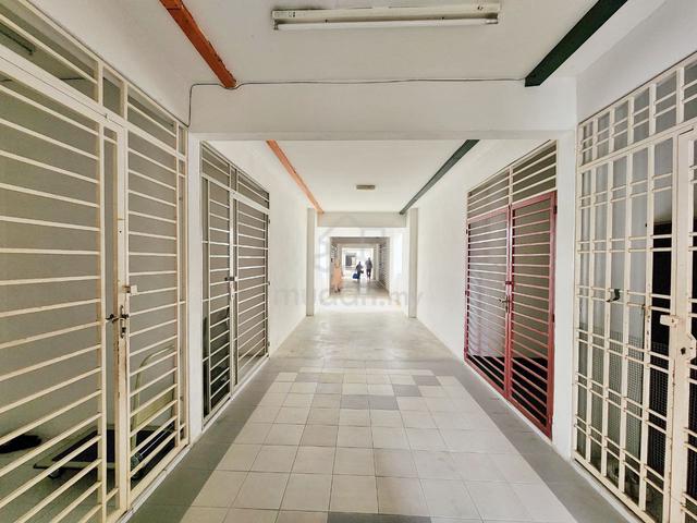 Villa Tropika (Bangi) 1