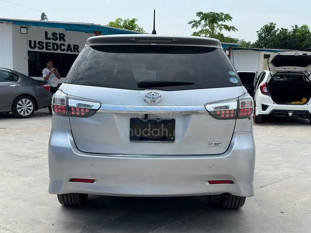 # OTR # Toyota WISH 1.8 S (A)[2015/19] - 4