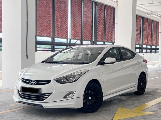Hyundai ELANTRA 1.8 PREMIUM (A) S.ROOF / L.SEAT - 5