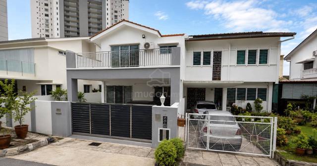 2 Storey Semi D Sale at Bukit Dumbar Jalan Thomas Jelutong 1