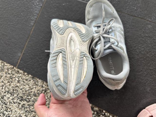 Saucony Formfit Running Shoes Grey Women US 7 - photo 2 of 3