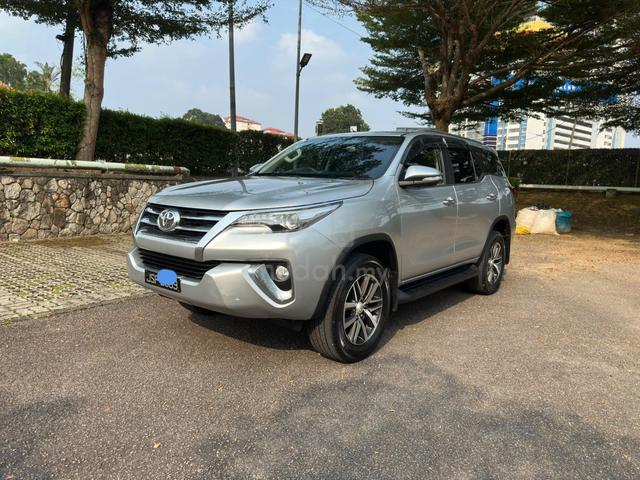 2017 Toyota FORTUNER 2.7 SRZ 4X4 2TR-FE (A) - 1