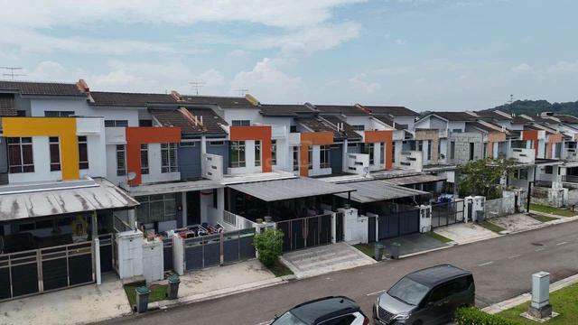 Gelang Patah double storey terrace house renovated & unblock view 1