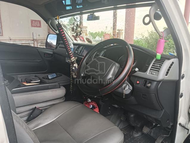 2013 Toyota HIACE 2.5 FACELIFT (M) - 2
