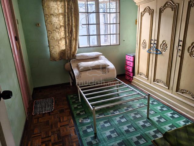 Fully Furnished Selangor Bandar Sunway Room For Rent 1
