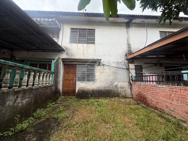 RUMAH BUSUK ‼️ 2 Storey Taman Bukit Kemuning Seksyen 32 Shah Alam 1