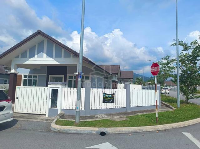 BUKIT SENAWANG PERDANA Corner Lot Setingkat Banglo Gated Guarded 1