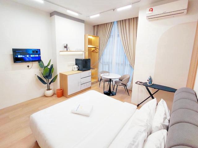 The Suite 1
