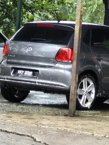 2011 Volkswagen POLO 1.2 TSI (CBU) (A) - 4