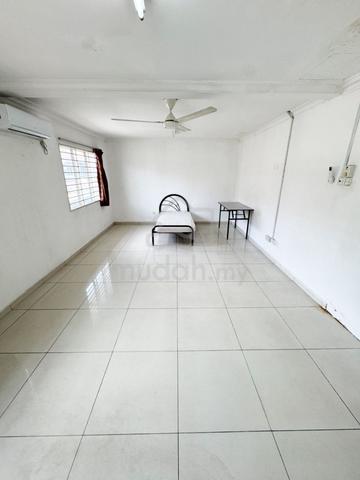 Kepong Room | Easy Access Around KL 1