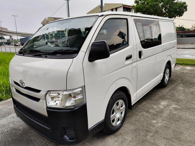 2017 Toyota HIACE 2.5 (M) Semi Panel Van - 3
