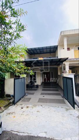 House for rent at Taman Semenyih Ria 1