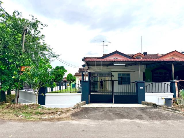 1-storey Terraced House for Sale, 3 Bedroom, 2962 sq.ft, Kluang, Johor ...