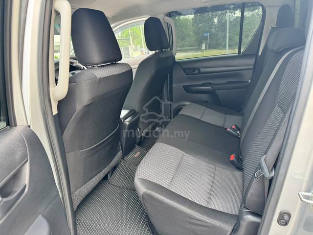 2022 Toyota HILUX 2.4 E NEW Facelift 4x4 Low Mil - 4