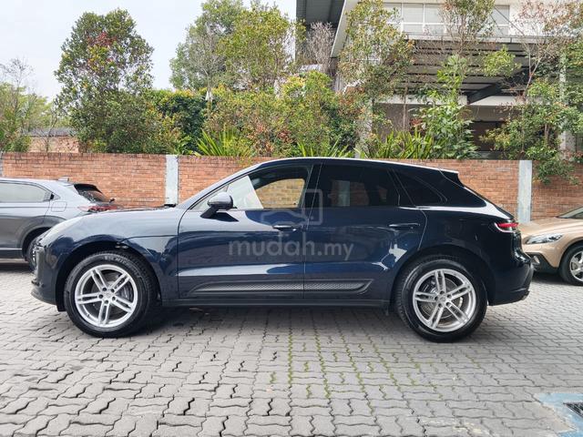2022 Porsche MACAN 2.0 High Specs Panroof (A) - 3