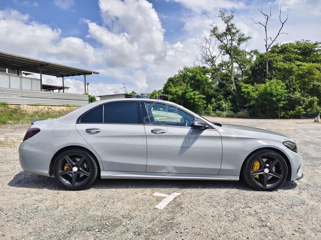 2017 Mercedes Benz C250 AMG LINE (CKD) 2.0 (A) - 3