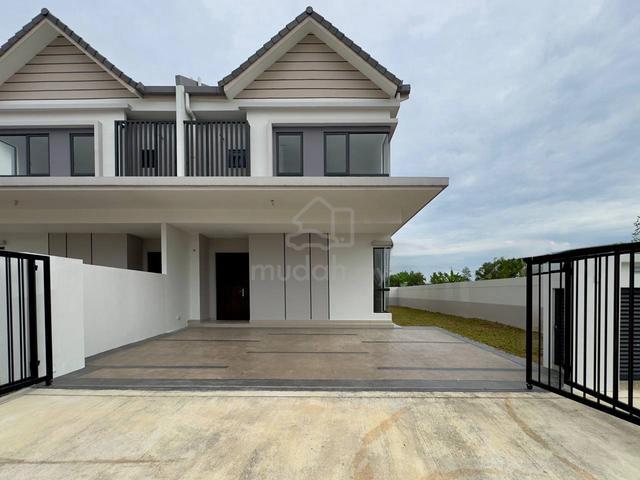 CHEAPEST Double Storey SEMI D ENDLOT Sejati Lakeside 2 Cyberjaya 1