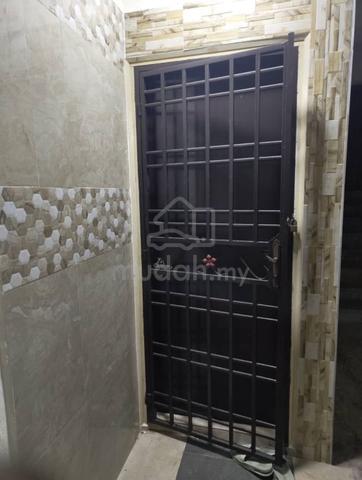 Flat Taman Pelangi Indah 1