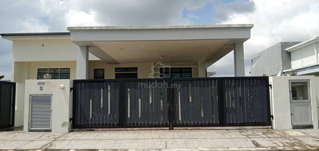 Rumah Banglo untuk di jual 1