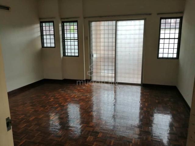 1.5 Storey N'Lot House Jalan Kasawari Bandar Puchong Jaya Bayan Tempua 1