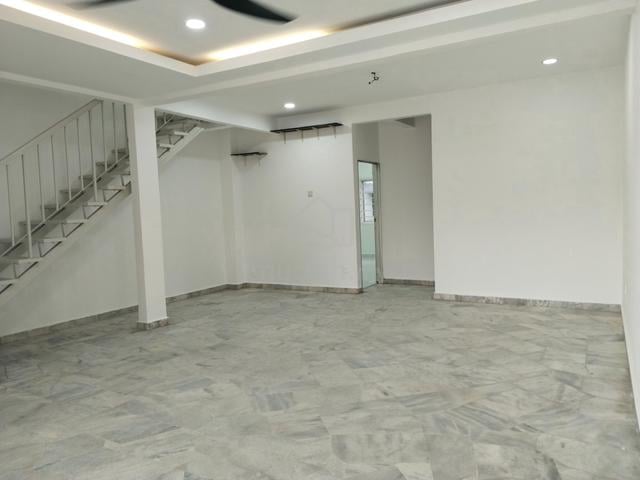 [For Rent] 2-Storey House – Tmn Oakland, Rahang 1