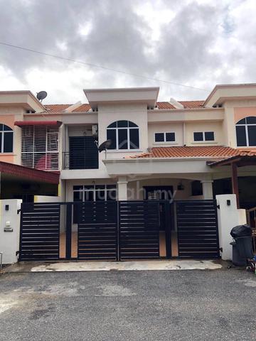 Rumah Dua Tingkat di Fasa 2B, Seri Manjung untuk Disewa. 1